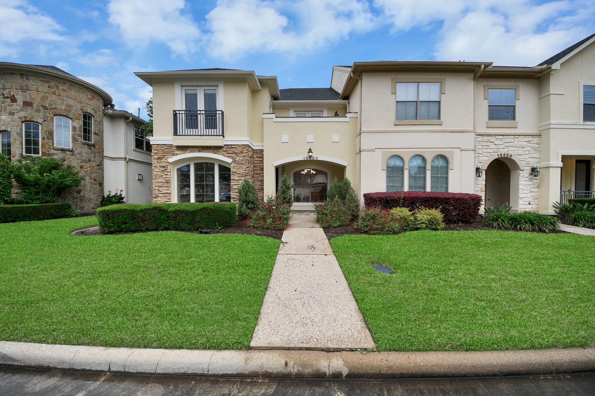 14454 Summerleaf Lane Houston, TX 77077 - Photo 2 of 50