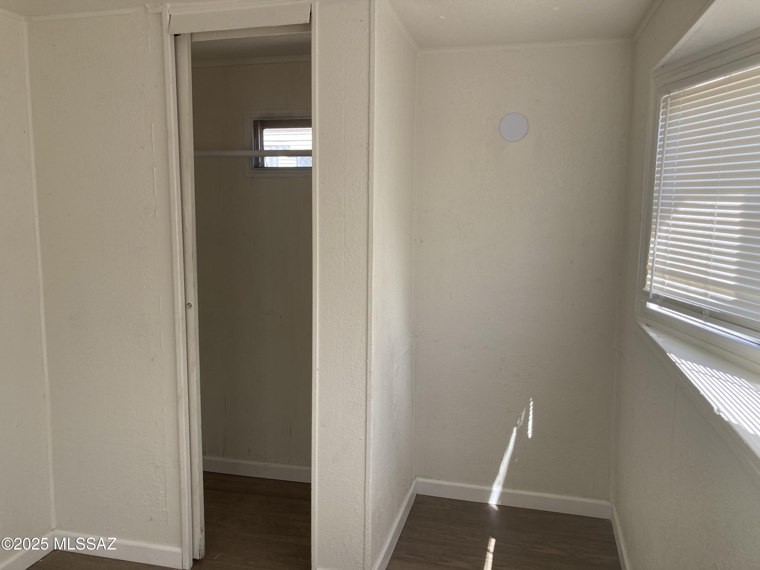 1741 West Wetmore Road, Unit 4 Tucson, AZ 85705 - Photo 6 of 11