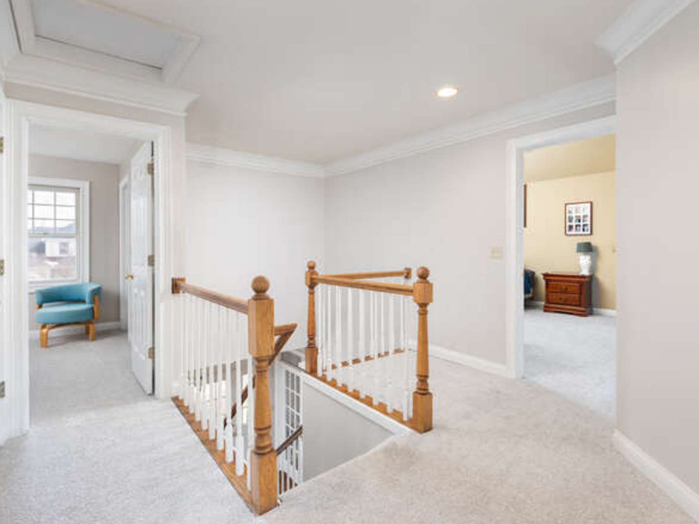 40-w046 Carl Sandburg Road St. Charles, IL 60175 - Photo 24 of 29 a view of a hallway with workspace