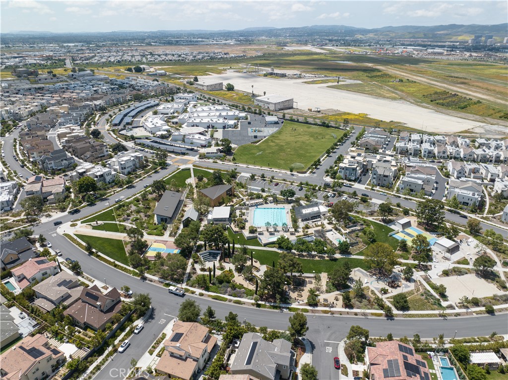 136 Modjeska Irvine, CA 92618 - Photo 38 of 39 a view of a city