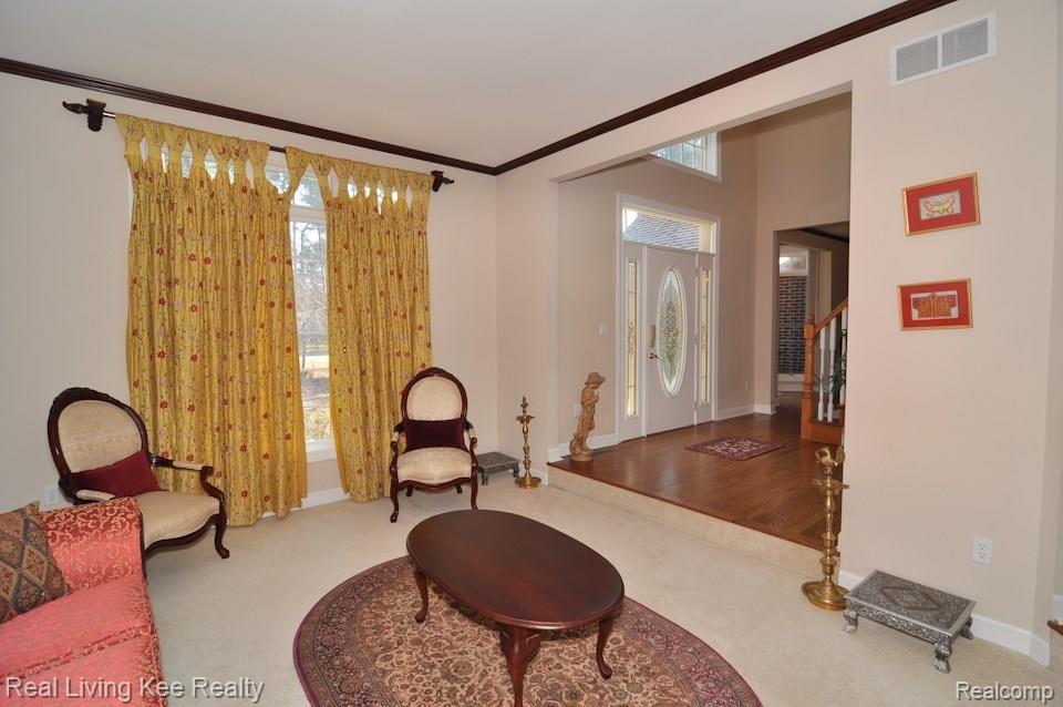 2890 Hadden Road Oakland, MI 48363 - Photo 9 of 51 Living_Room_2.jpg