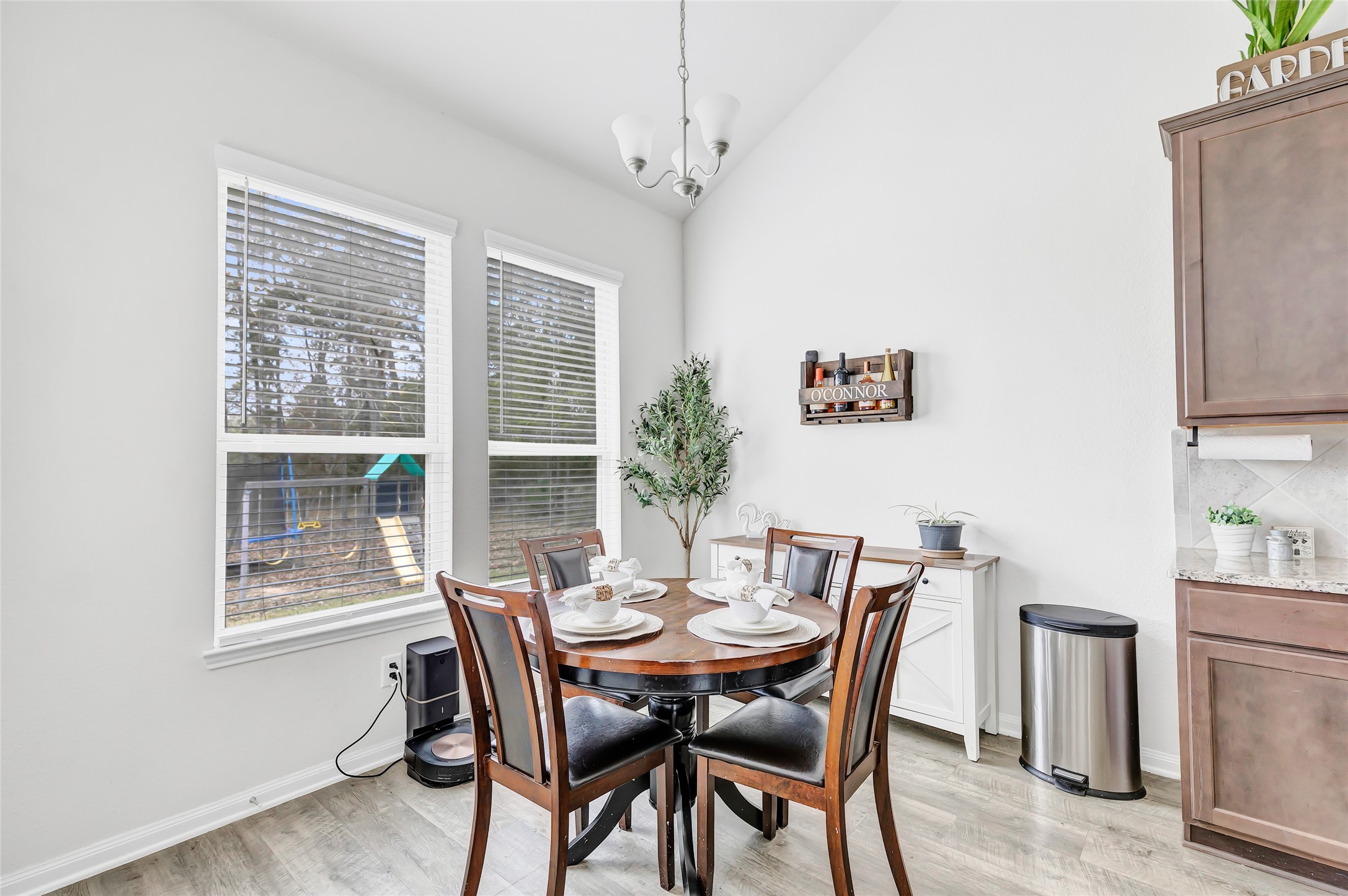 28511 Riverside Crest Lane Houston, TX 77336 - Photo 19 of 40 Dining Open to the Kitchen and Living