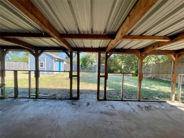 $199,000 | 300 Hargett Street, Clute, TX 77531