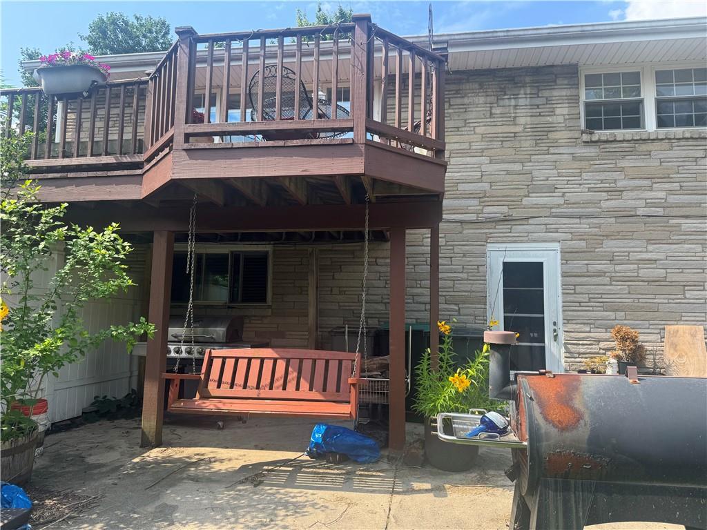 257 Johnston Road Pittsburgh, PA 15241 - Photo 2 of 19