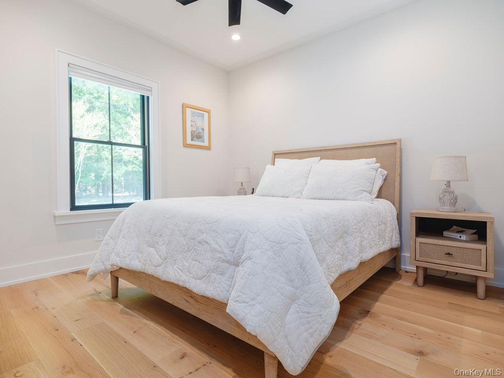 4525 South Harbor Road Southold, NY 11971 - Photo 15 of 43