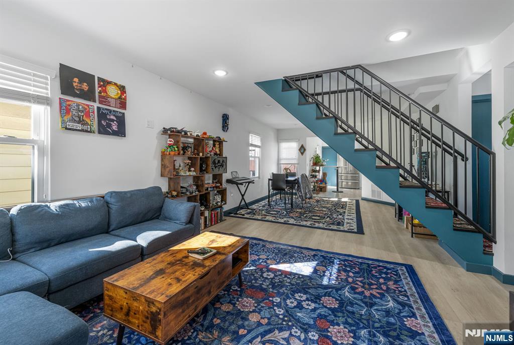 17 Mission Street Montclair, NJ 07042 - Photo 16 of 36