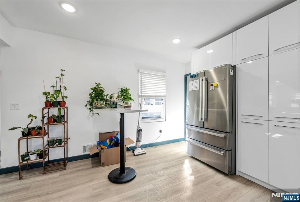 17 Mission Street Montclair, NJ 07042 - Photo 23 of 36