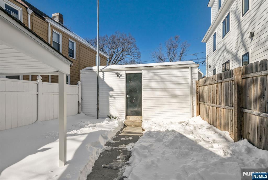 17 Mission Street Montclair, NJ 07042 - Photo 29 of 36