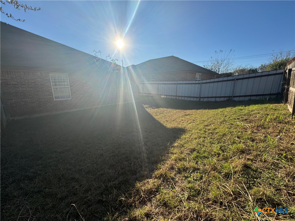 3003 Baldwin Loop Killeen, TX 76549 - Photo 21 of 33