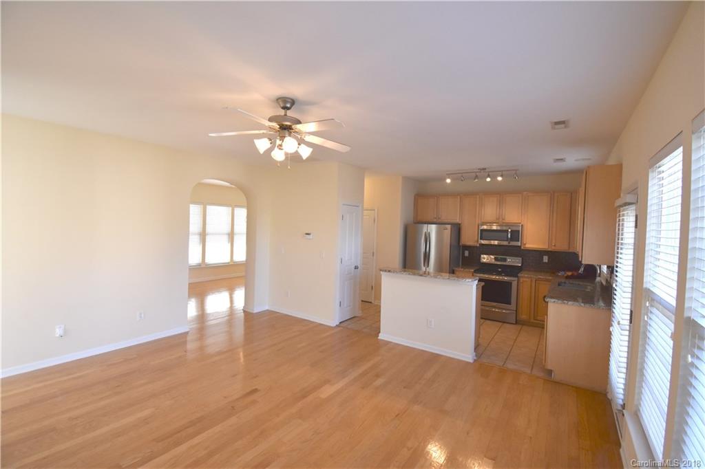 4818 Sunset Ridge Court Charlotte, NC 28269 - Photo 7 of 22