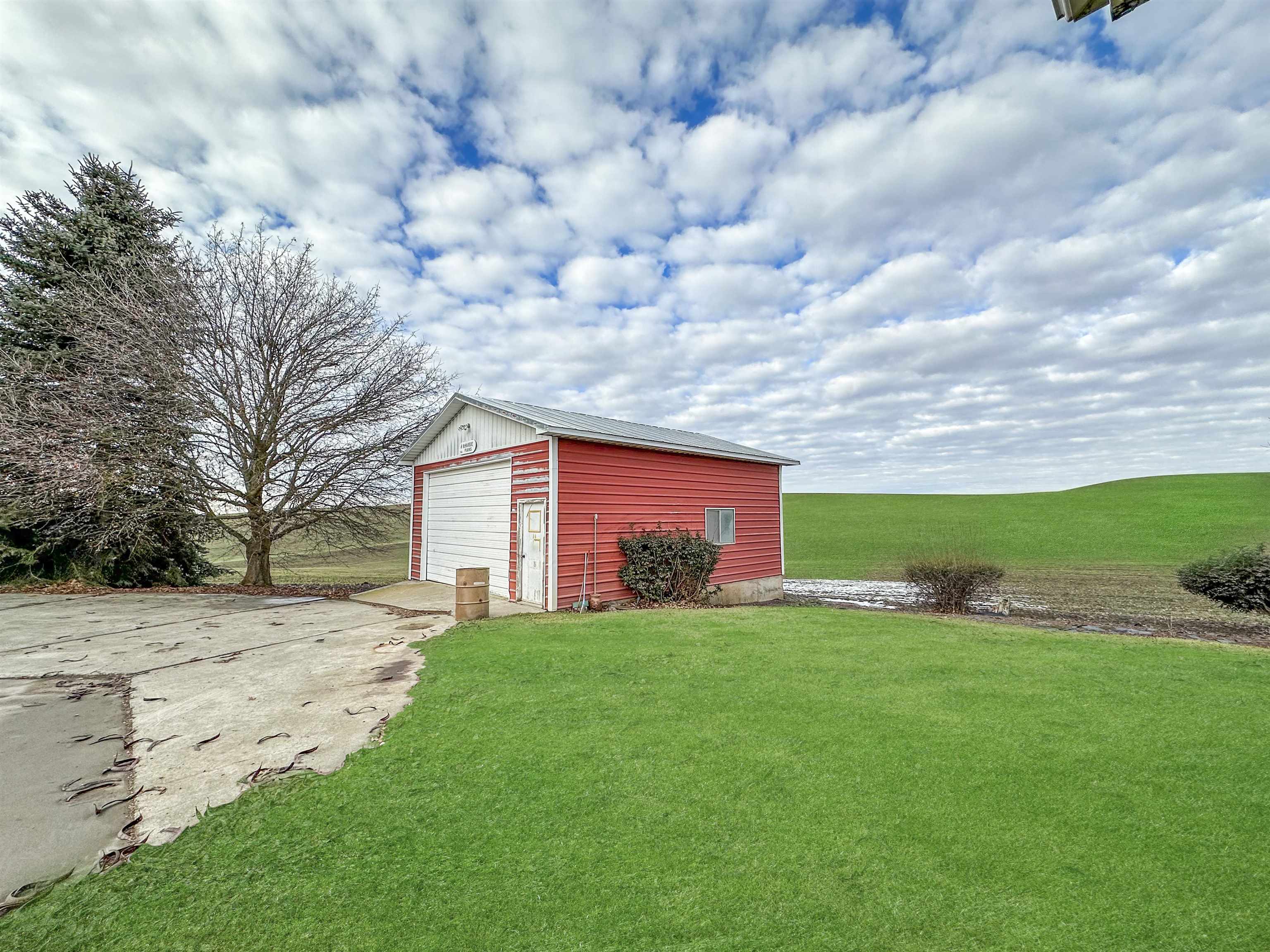 4492 Lone Pine Road Tekoa, WA 99033 - Photo 6 of 43 Gallery Image 6