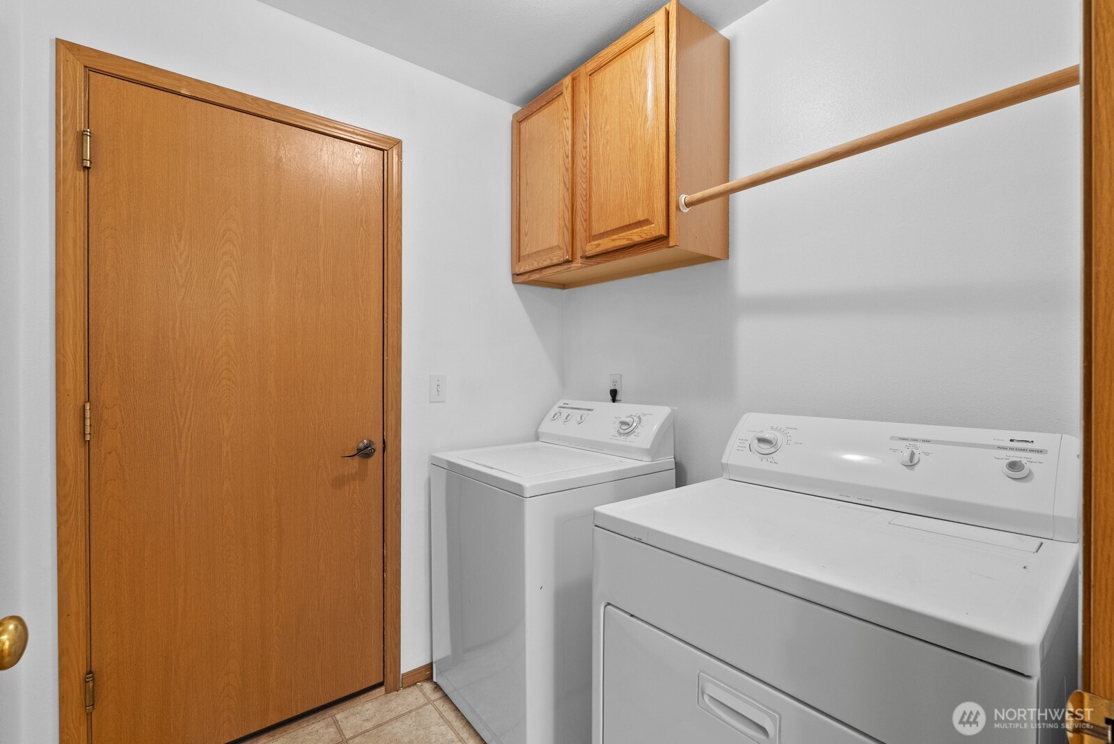 215 James Street Roy, WA 98580 - Photo 20 of 26 a utility room with dryer and washer