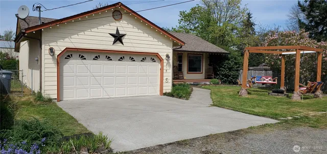 $450,000 | 215 James Street, Roy, WA 98580