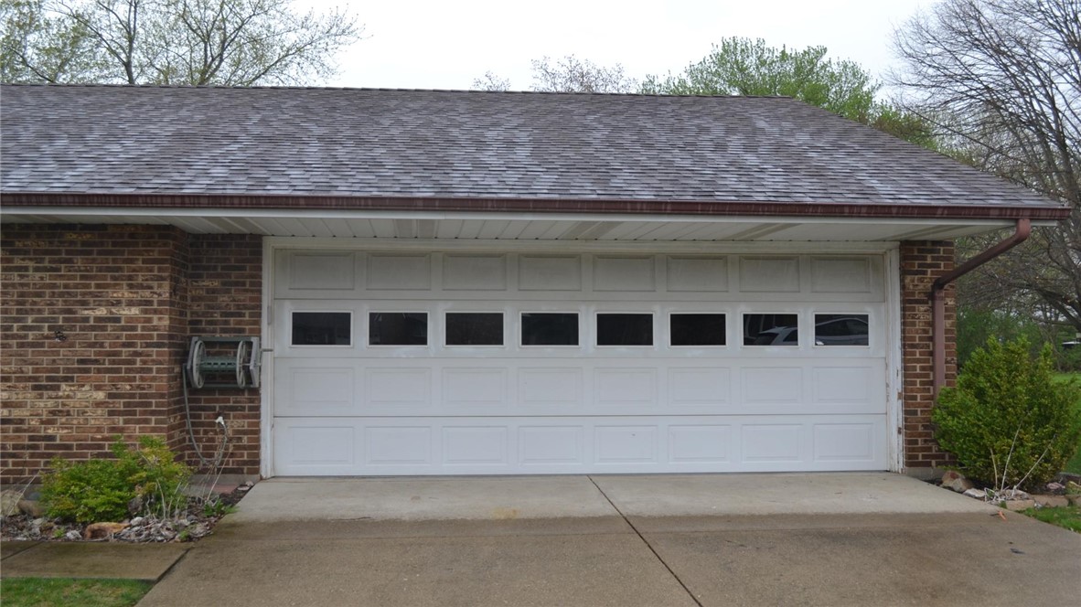 1031 Armsgate Road Springfield, OH 45503 - Photo 3 of 30