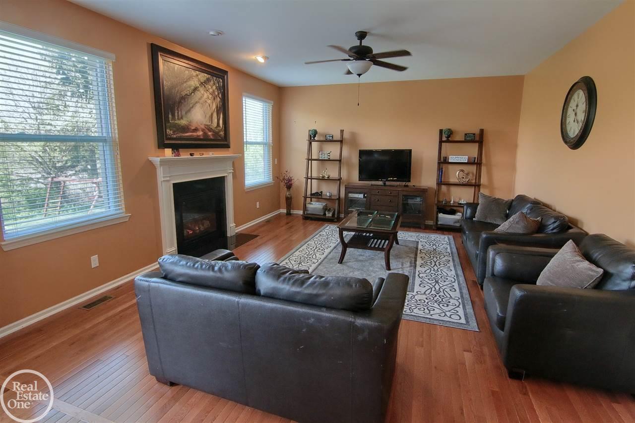 3734 Connors Drive Rochester Hills, MI 48307 - Photo 15 of 36