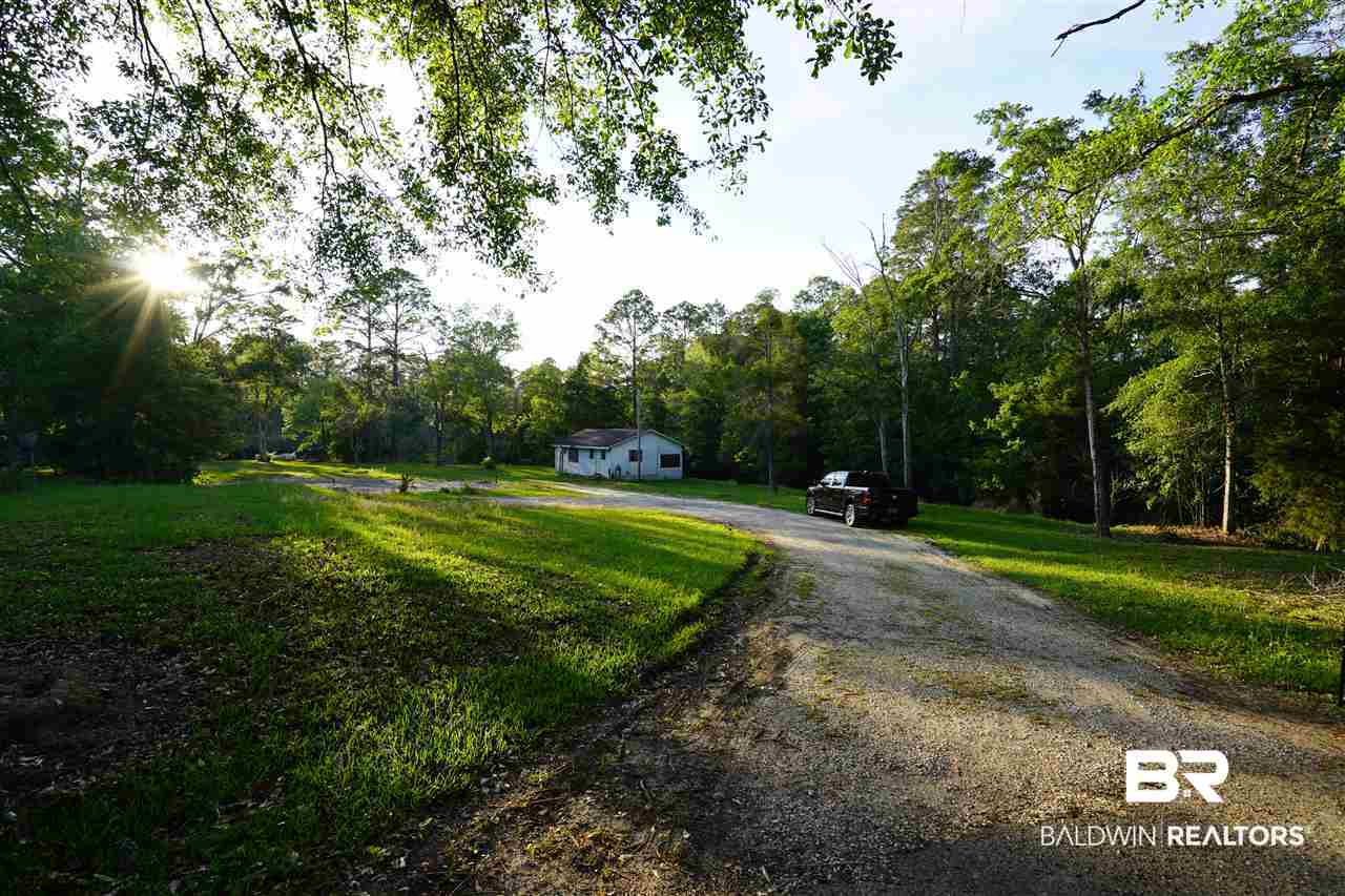 10051 Boynton Road Elberta, AL 36530 - Photo 2 of 47