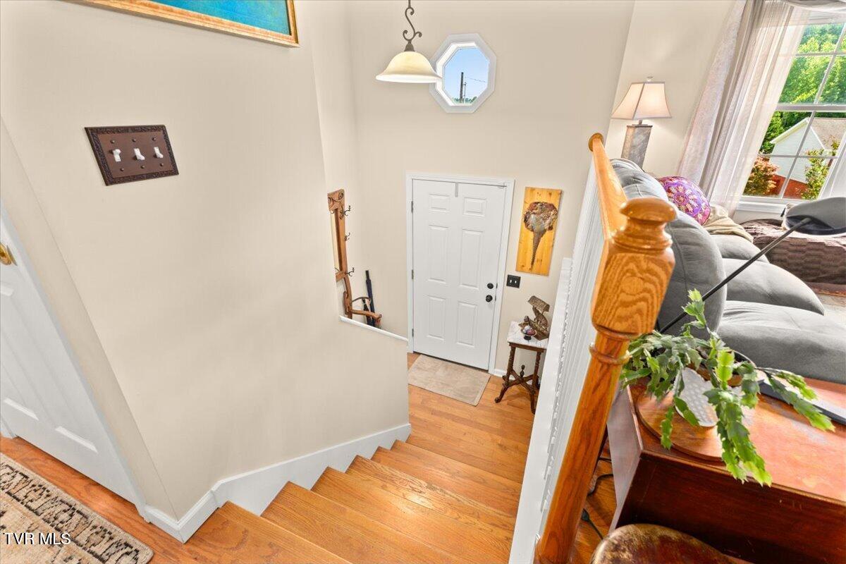 232 New Hope Road Jonesborough, TN 37659 - Photo 4 of 30 06-128A9756
