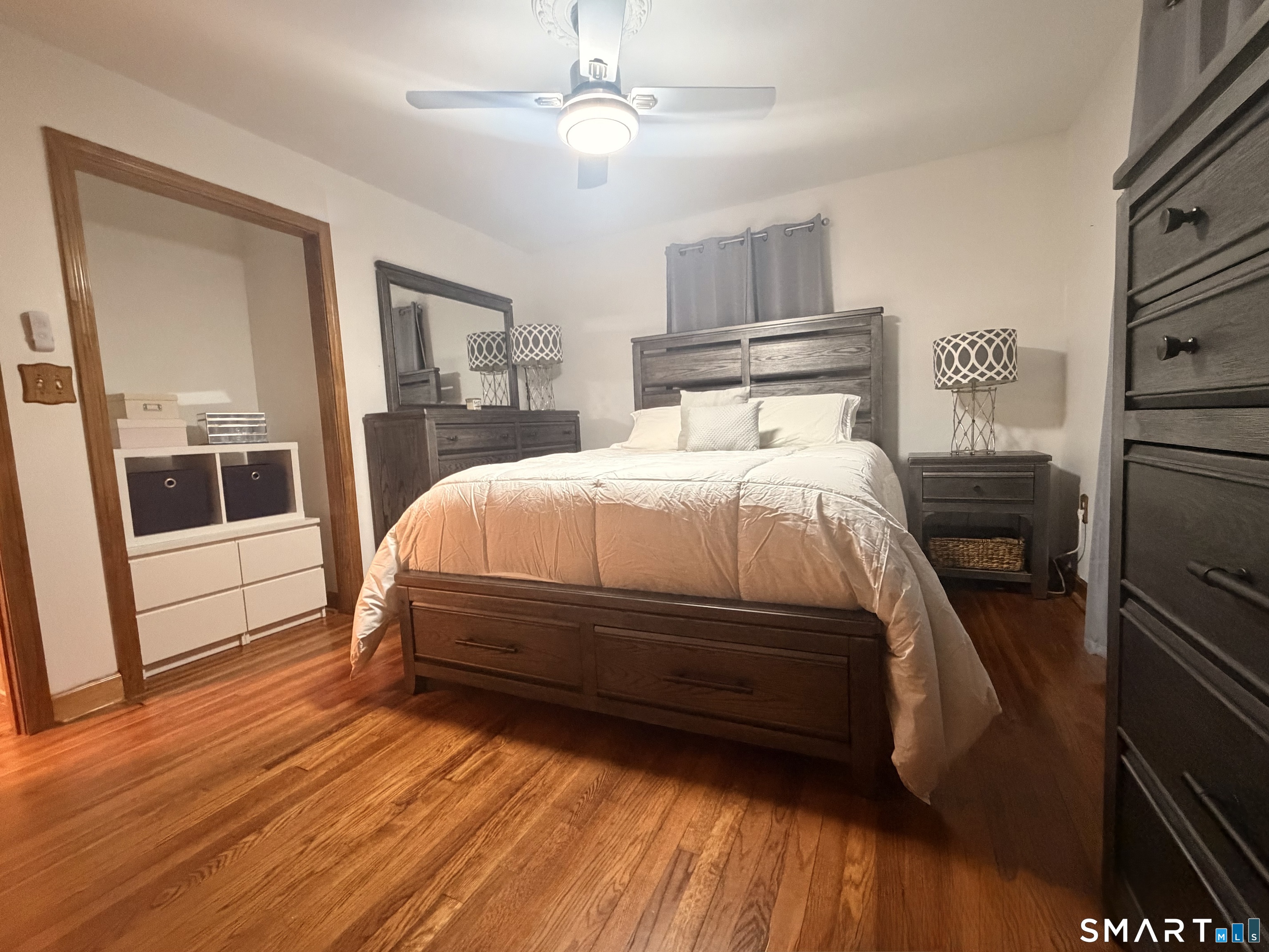 64 Belden Road Hamden, CT 06514 - Photo 15 of 27 Hardwood floor and built ins
