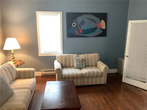 $3,000 | 42 Lee Avenue, Newport, RI 02840