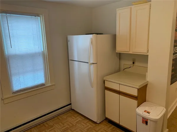 $3,000 | 42 Lee Avenue, Newport, RI 02840