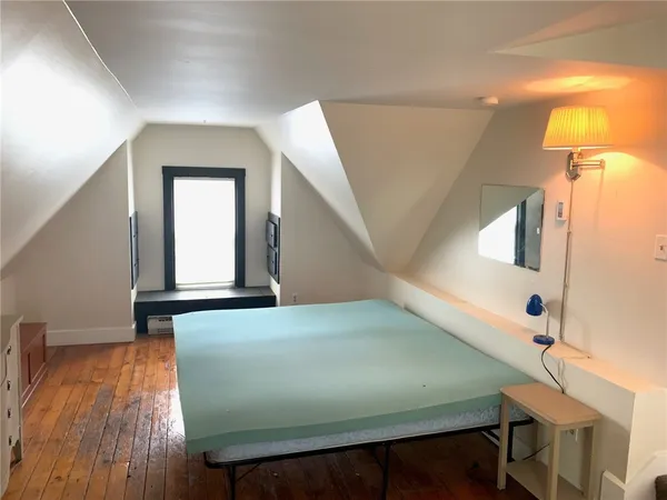 $3,000 | 42 Lee Avenue, Newport, RI 02840