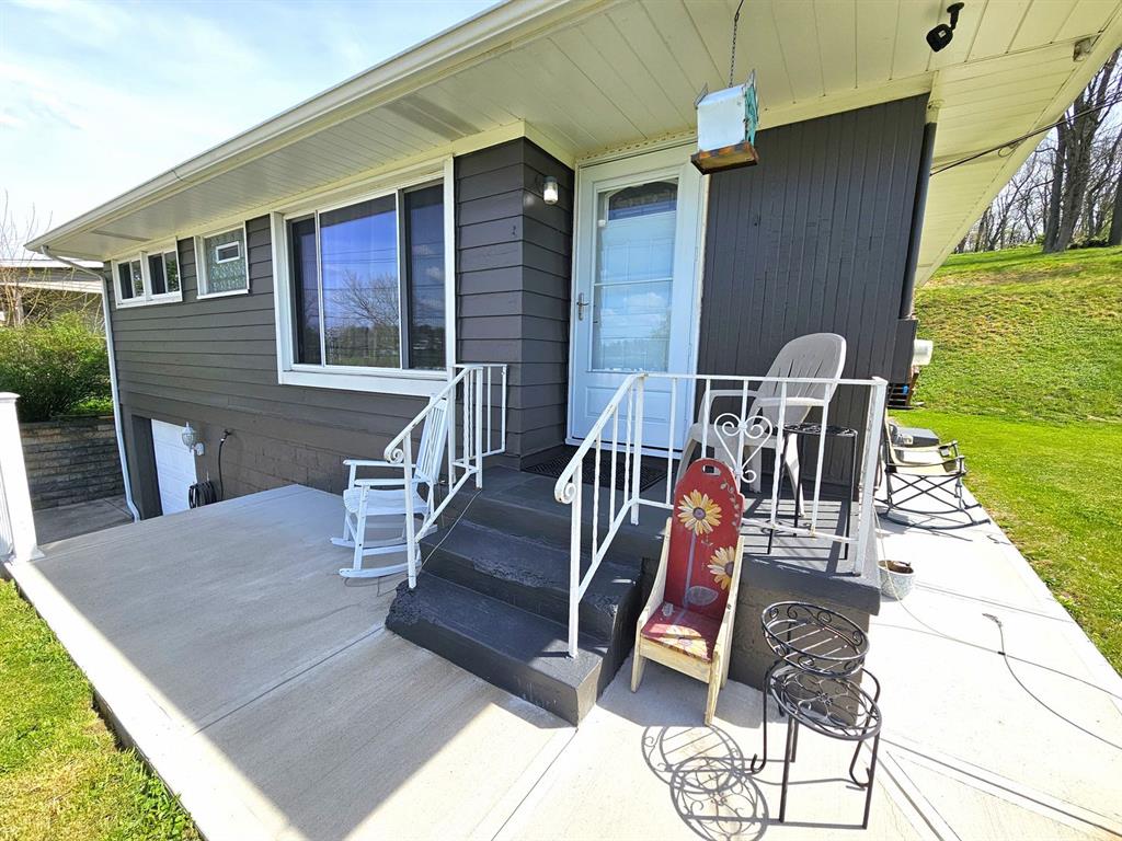 160 Franklin Farms Road Washington, PA 15301 - Photo 4 of 36