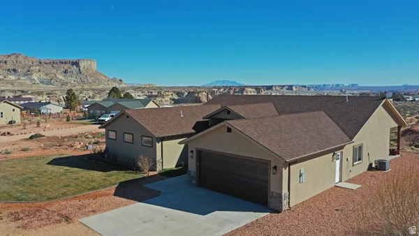 $569,000 | 1095 Canyon Drive, Big Water, UT 84741