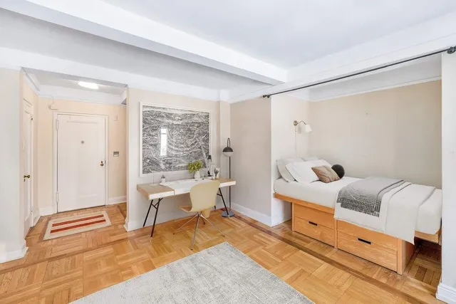 $450,000 | 20 East 35th Street, Unit 10B | Murray Hill