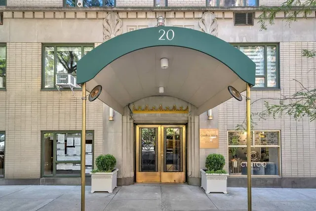 $450,000 | 20 East 35th Street, Unit 10B | Murray Hill