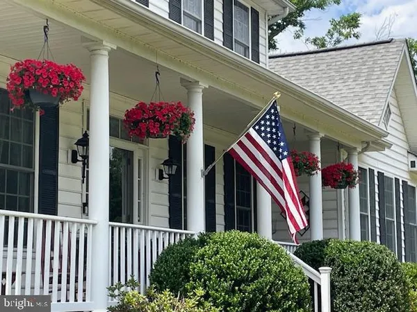 $799,900 | 140 Woods Ridge Lane, Reva, VA 22735