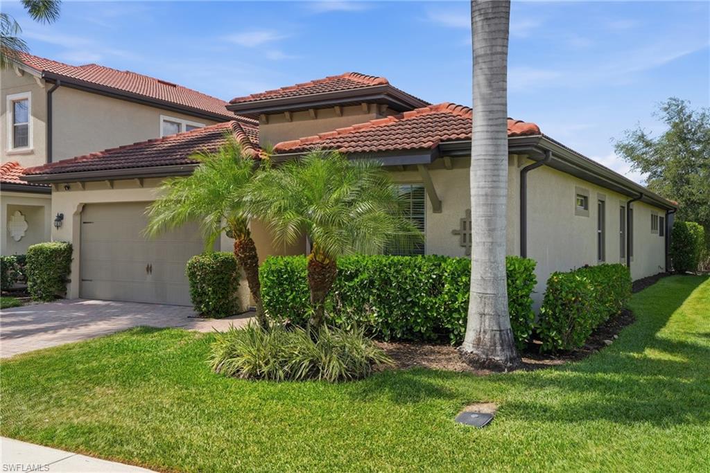 16329 Aberdeen Way Naples, FL 34110 - Photo 3 of 34