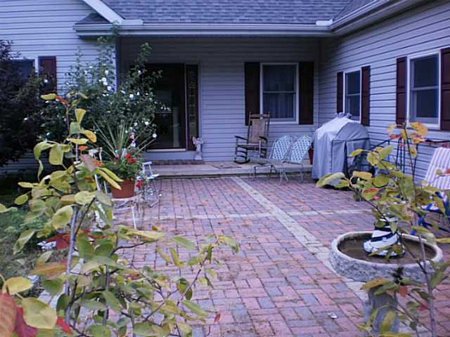 9676 Cemetery Road De Graff, OH 43318 - Photo 3 of 24