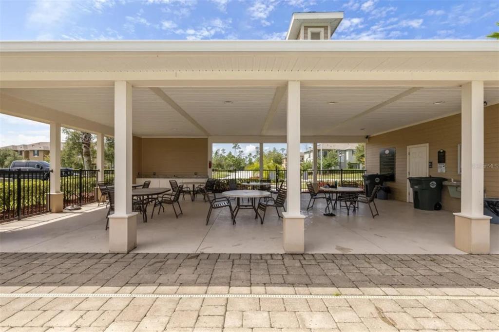 106 Carmichael Way Daytona Beach, FL 32124 - Photo 33 of 35 a view of a dining area with furniture