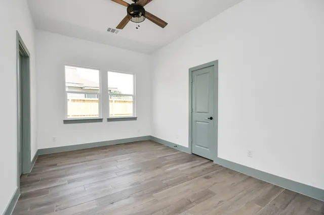 $1,900 | 10917 San Jacinto Drive, La Porte, TX 77571