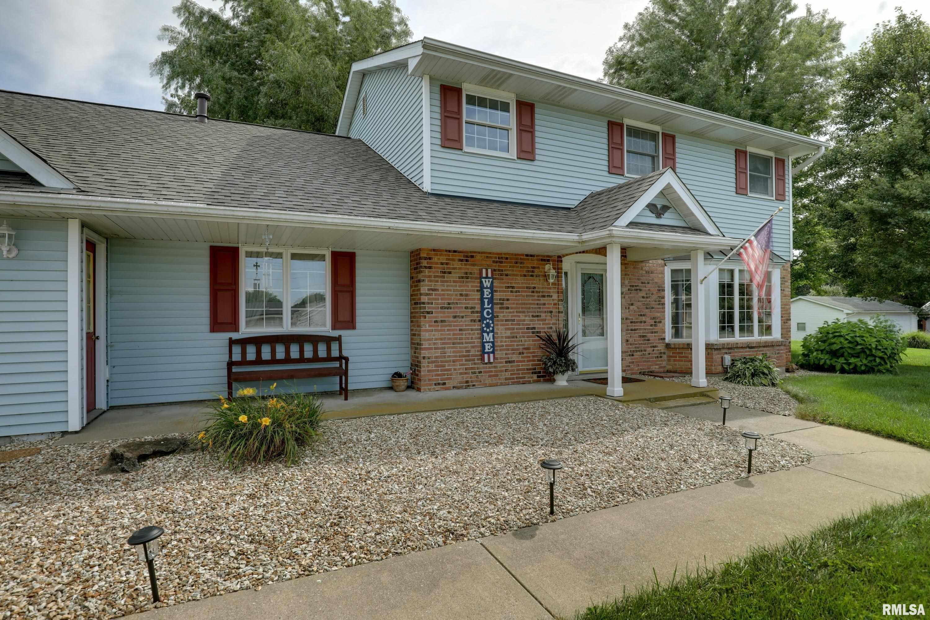 1802 Melview Road Quincy, IL 62305 - Photo 1 of 31 Gallery Image 1