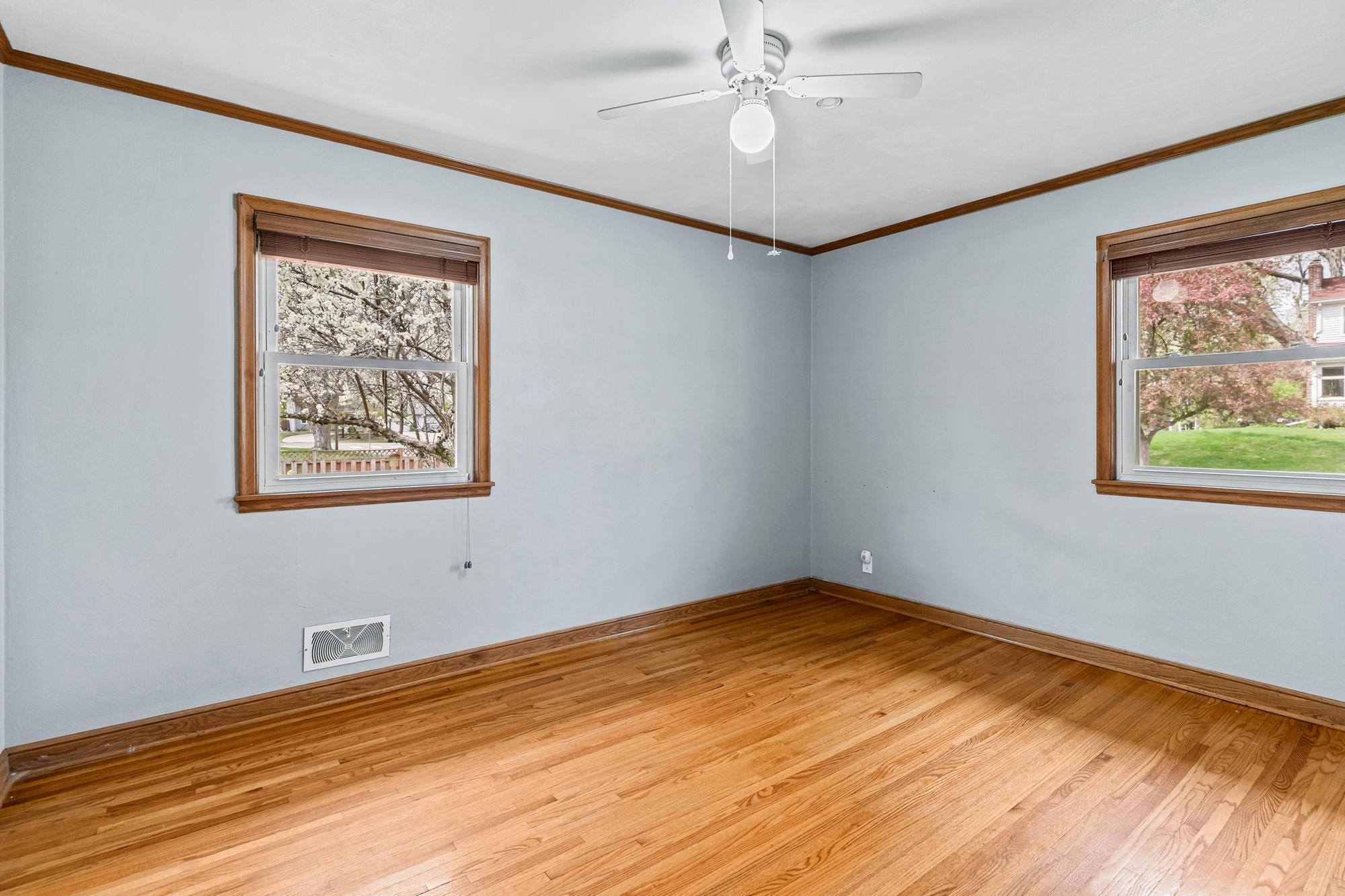 2017 Beacon Street Roseville, MN 55113 - Photo 21 of 36