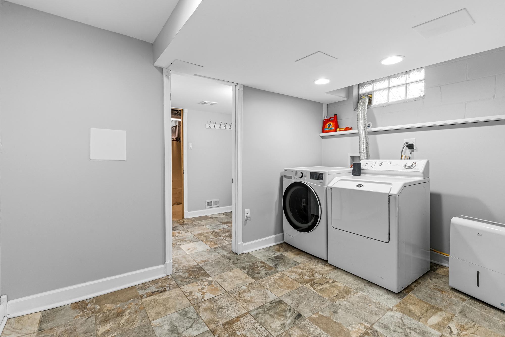 2017 Beacon Street Roseville, MN 55113 - Photo 32 of 36