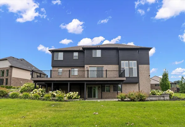 $759,999 | 50155 Anita Way North, Macomb, MI 48044