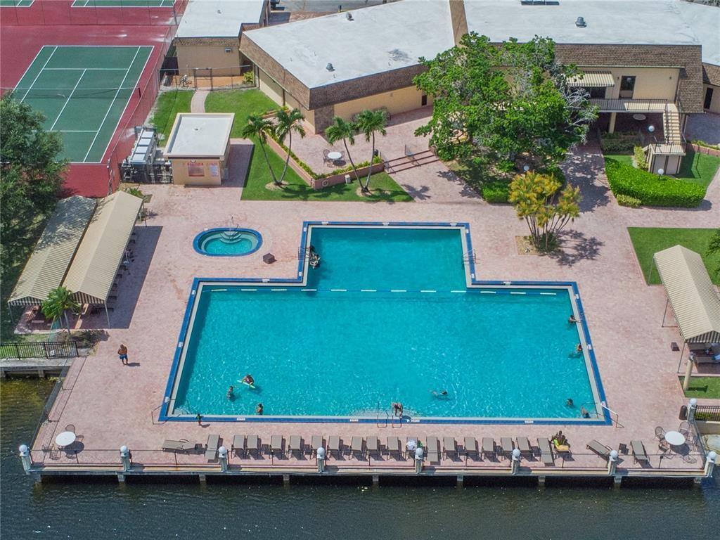 100 Berkley Road, Unit 105 Hollywood, FL 33024 - Photo 8 of 18 an aerial view of a