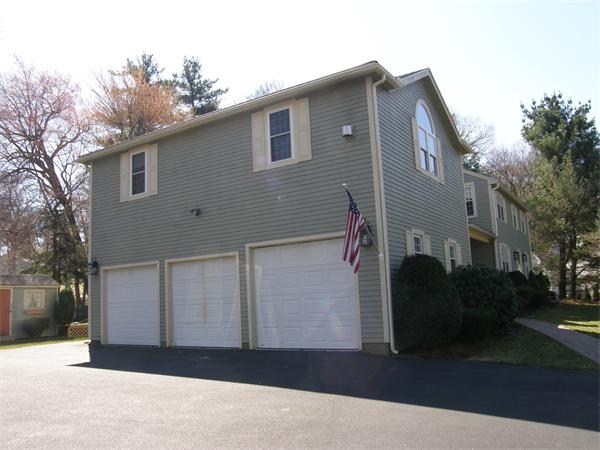14 Oxbow Road Danvers, MA 01923 - Photo 3 of 30 Gallery Image 3