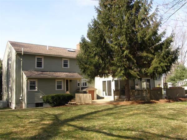 14 Oxbow Road Danvers, MA 01923 - Photo 6 of 30 Gallery Image 6