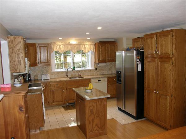 14 Oxbow Road Danvers, MA 01923 - Photo 9 of 30 Gallery Image 9