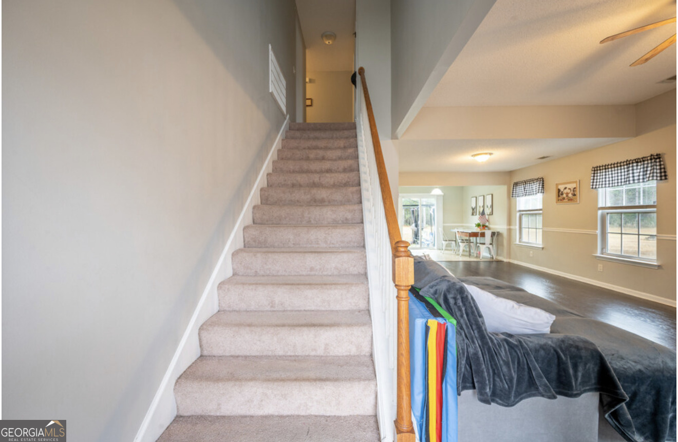 59 Laurel Way Ludowici, GA 31316 - Photo 14 of 21 a view of entryway and hall