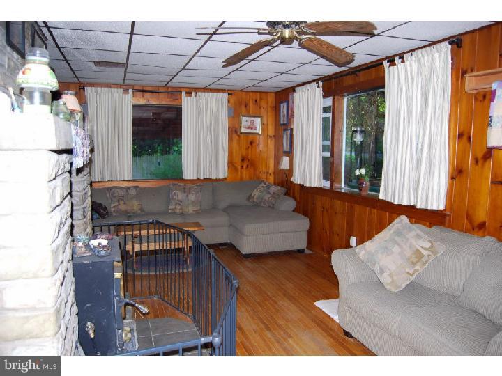 107 Old State Road Reading, PA 19606 - Photo 3 of 14