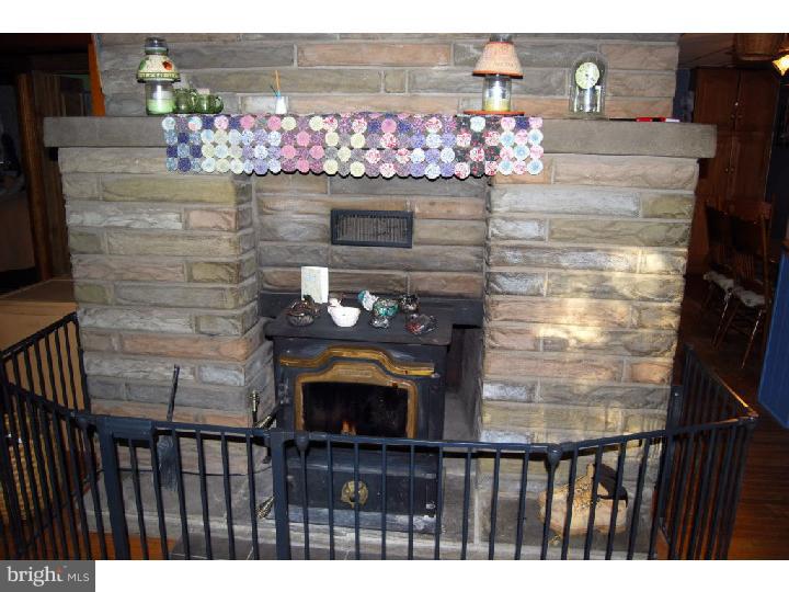 107 Old State Road Reading, PA 19606 - Photo 4 of 14