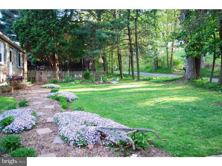 107 Old State Road Reading, PA 19606 - Photo 8 of 14