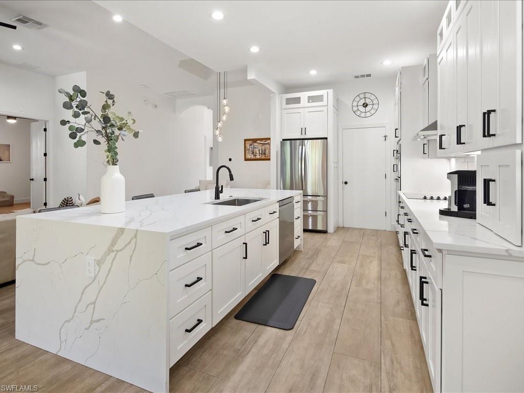 16196 Parque Lane Naples, FL 34110 - Photo 11 of 42