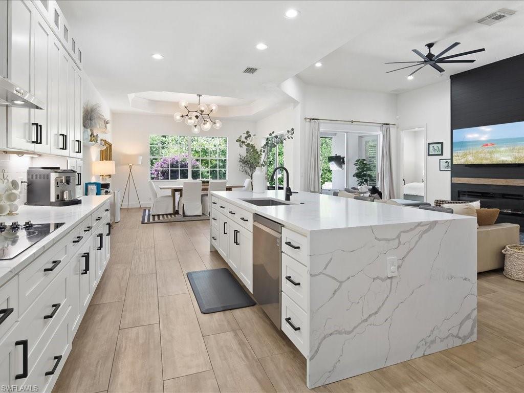 16196 Parque Lane Naples, FL 34110 - Photo 12 of 42