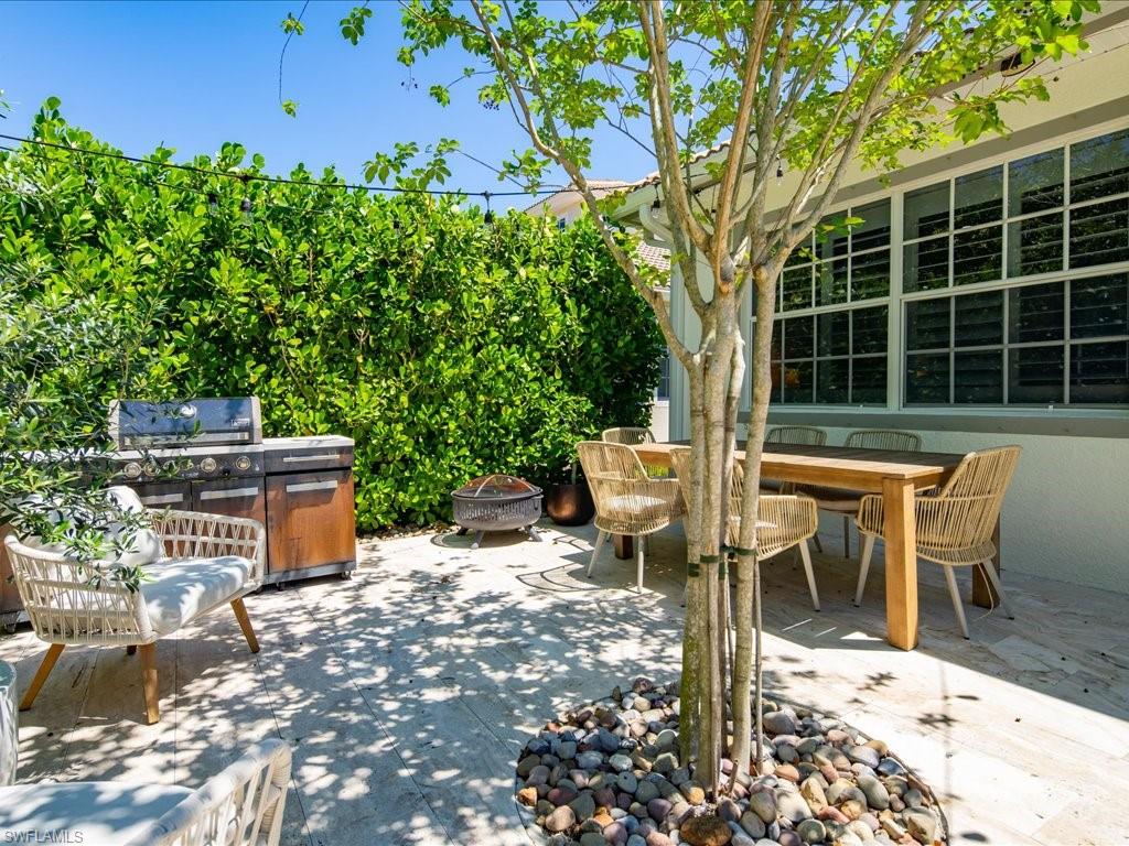 16196 Parque Lane Naples, FL 34110 - Photo 23 of 42