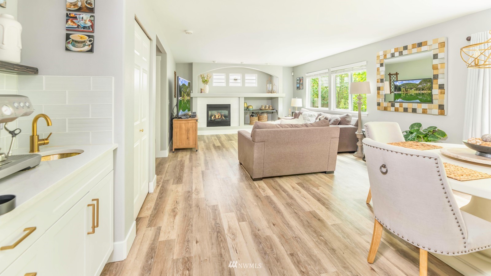 18318 8th Avenue Southeast Bothell, WA 98012 - Photo 6 of 20 Gallery Image 6